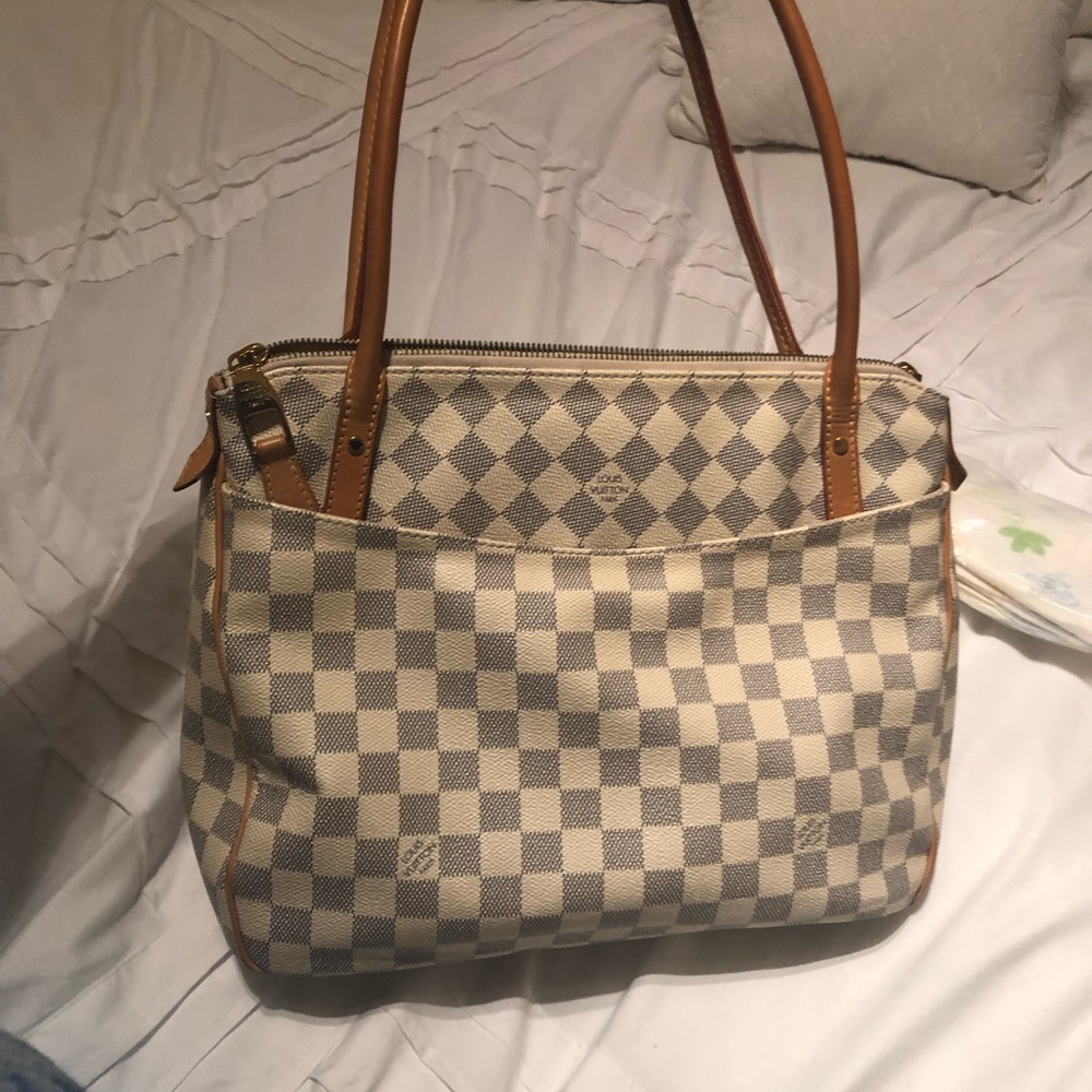 Louis Vuitton Hand bag